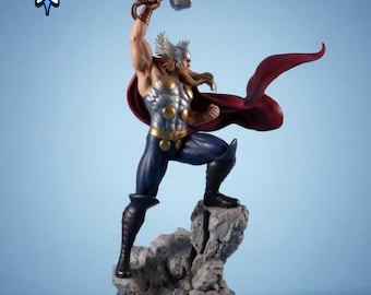 Estátua do Thor, Deus do Trovão, em escala 1:6 (STL) – Arquivo para impressão 3D do guerreiro super-herói com martelo, ideal para colecionadores e impressoras de resina.