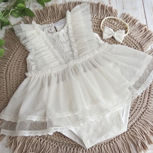 Girl Lace Romper, Ivory Sitter Photo Prop 2-Piece Outfit, 3, 6 Or 12 Months Baby First Birthday Photography Session Dress, Made To Order