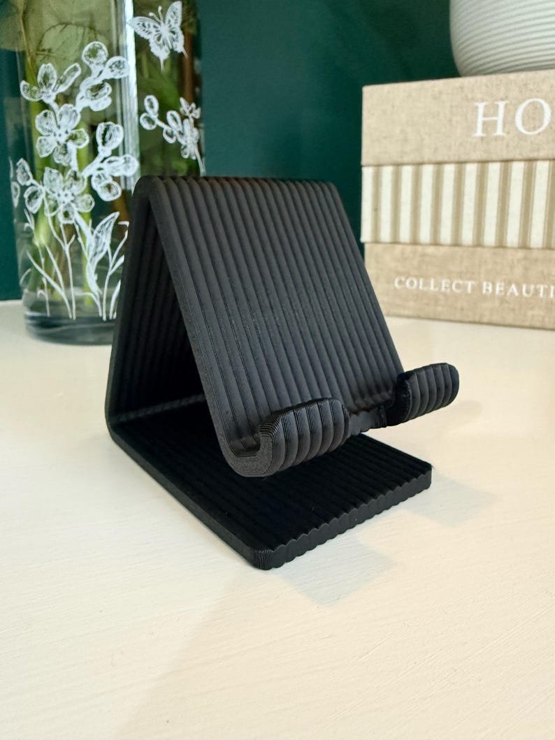 Mobile Phone Rests Modern Ribbed Mobile Phone Stand With Charging Cable Hole | Office Desk ...
