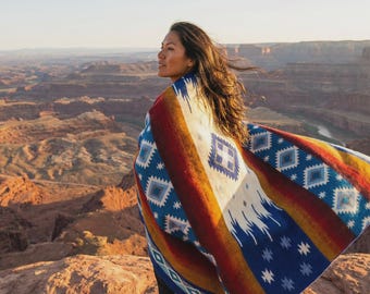 Handmade Alpaca Wool Blanket, Queen Size, Andean Design, The Imperial Ridge Alpaca Blend