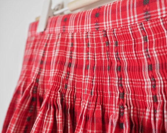 1970s Red Check Circle Skirt • Vintage Red and Wh… - image 7