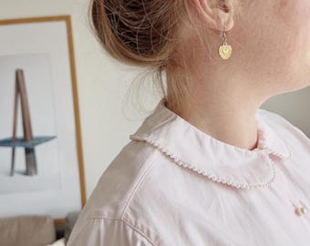Vintage Pink Blouse with Pearly Peter Pan Collar • 90s Laura Biagotti Romantic Cotton Button Down Shirt