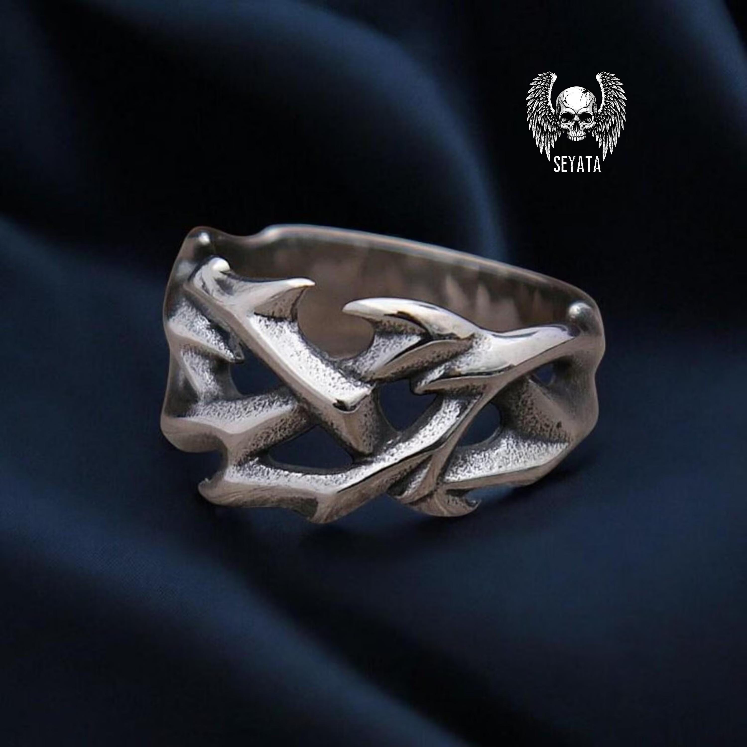 Gothic Thorn Branch Ring – Titanium Steel Celtic Punk Band