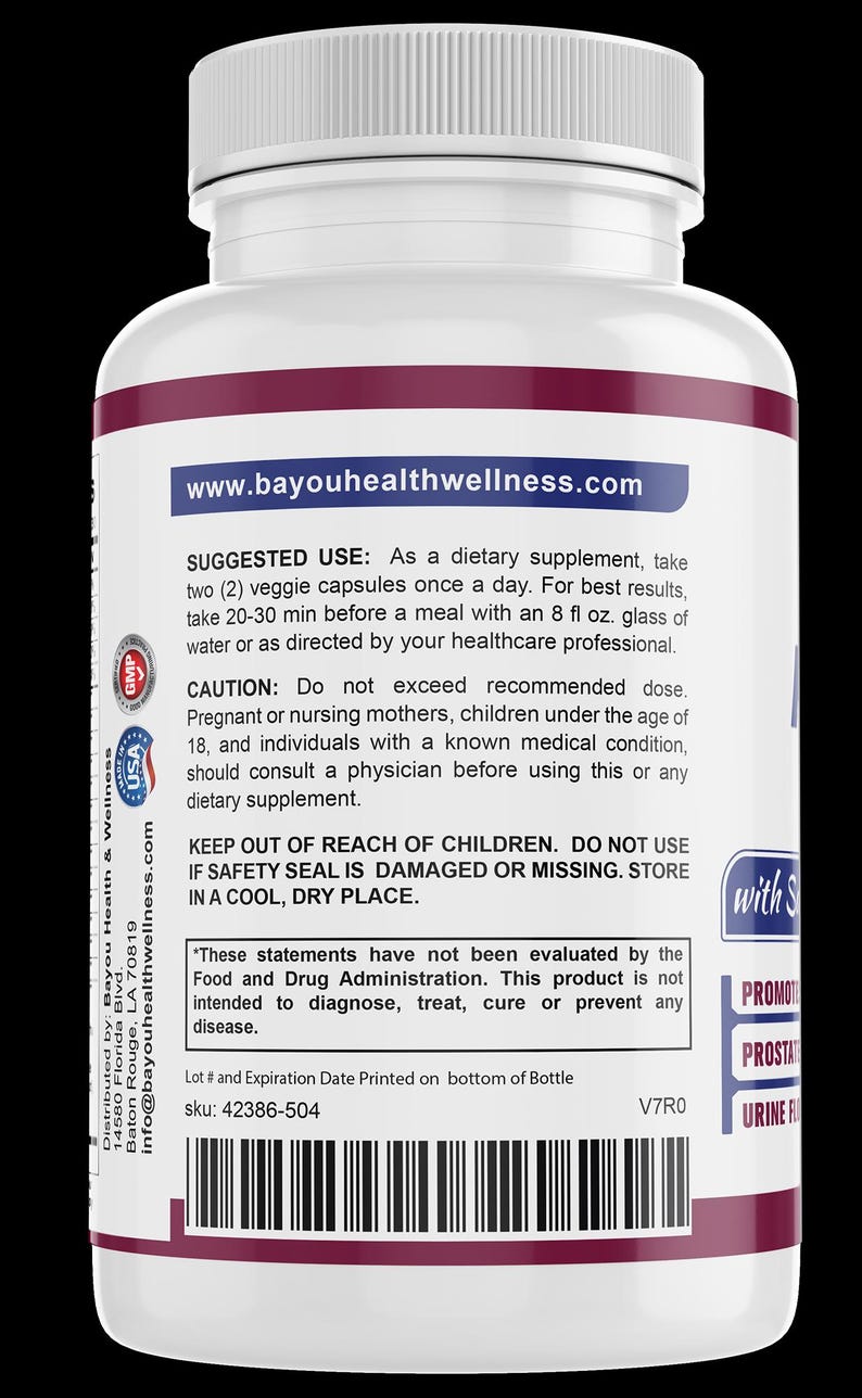 Pu&ograve; includere: Flacone di integratore bianco con etichetta rossa e blu. L'etichetta include il testo "www.bayouhealthwellness.com" e le istruzioni per l'uso. Il flacone contiene capsule ed &egrave; per uso dietetico.