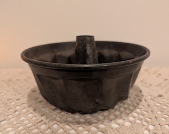 Molde Bundt de metal vintage