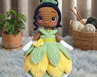 Amigurumi Tiana Handmade Doll, Fairy Tales The Frog Princess Crochet Dolls, Tiana Colectible Dolls, Elsa With Coat, Amigurumi Comission Doll