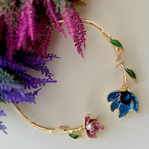 Enamel Flower Collar Necklace - Adjustable Botanical Statement Jewelry - Handmade Gold Tone Brass Floral Necklace
