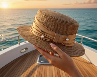 Personalisierte Name Perle Satin Band Strohhut, Hut mit breiter Krempe, Luxus Luxusyacht Sonnenuntergang Strandhut, Elegante Bachelorette Braut Sommergeschenk für Sie