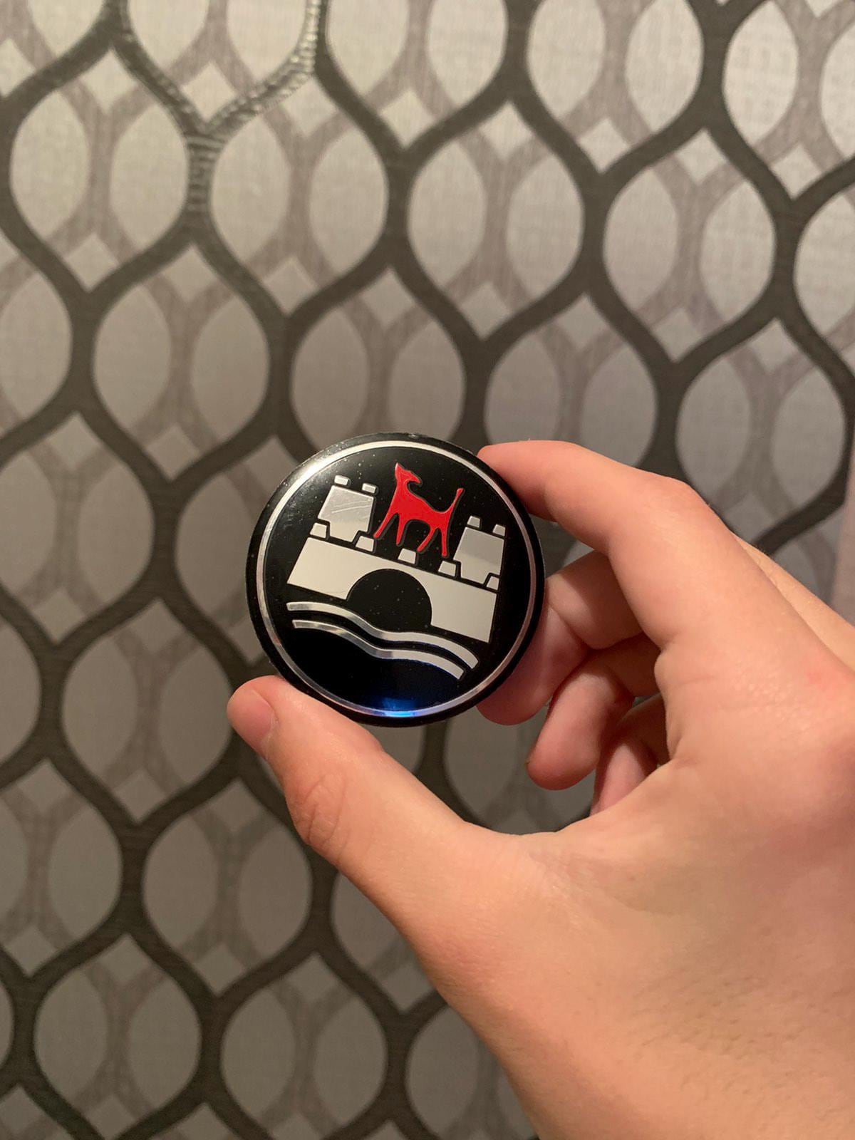 Wolfsburg emblem - Etsy 日本