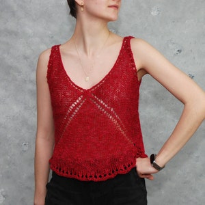 Haut à col en V en lin tricoté à la main, chemisier sans manches en lin pour femme, haut pull d&#39;été en tricot à la main