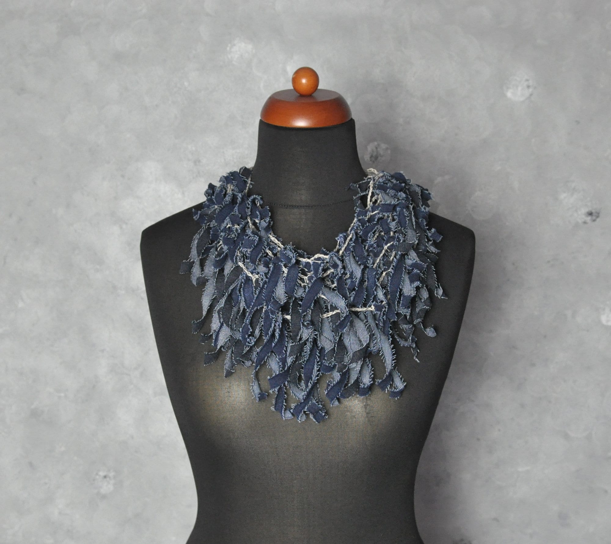 DIY Upcycled Blue Jean Necklace - Muslin and Merlot