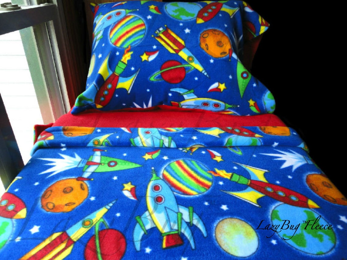 Space Rockets Bedding Toddler Fleece Bed Set for Boys. Fits Etsy