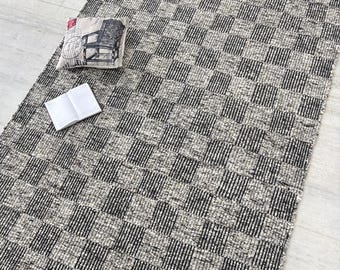 Tappeto in lana a quadri nei toni del grigio e del nero – Tappeto tessuto a mano per soggiorno e camera da letto