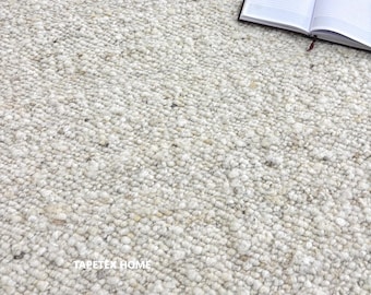 Flatweave Rug in Hand-Carded Wool  – Ivory/Off-White Eco-Friendly, Textured, Modern Area Rug, Scandinavian