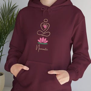 Sudadera con capucha suave y acogedora / Sudadera con capucha de meditación de loto - Namaste, regalo de yoga - Meditación - Camisa bohemia