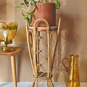 Vintage 1970s handcrafted wicker plant pot holder