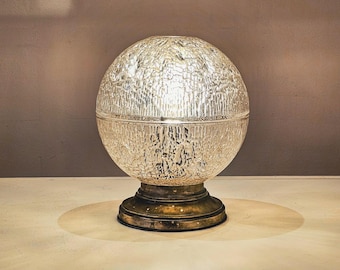 Pojemnik na lampę stołową Space Age ze szkła hartowanego z dwiema półkulami, styl retro lat 60. i 70. XX wieku, z podstawą z polerowanego mosiądzu