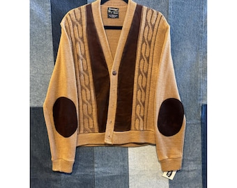 Vintage 60s Towncraft Plus Penneys Wool Cardigan Suede Front Elbow Patch Tan M