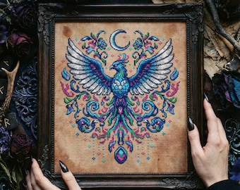 Schema punto croce Fenice Celeste: Ali Lunari, Fiamme Mistiche e Ricamo Floreale Ornato PDF