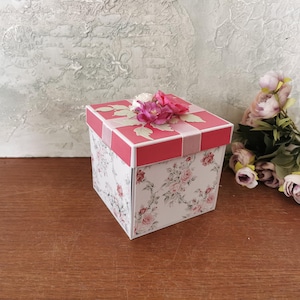 Exploding Birthday Box, Personalized Age Gift Box, Handmade Pop Up Box Card, Birthday Gift for Her, Money Gift Box, Keepsake Explosion Box