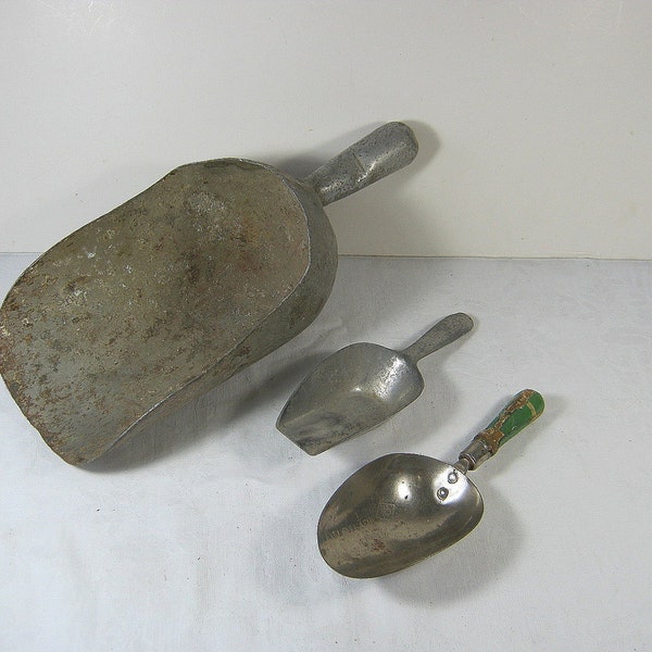 Vintage Zinc Scoops Set/3 Instant Collection Farmhouse Kitchen Barn Rustic