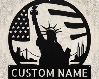 Letrero metálico personalizado de la Estatua de la Libertad: Arte de pared con nombre personalizado, decoración patriótica y libertad.