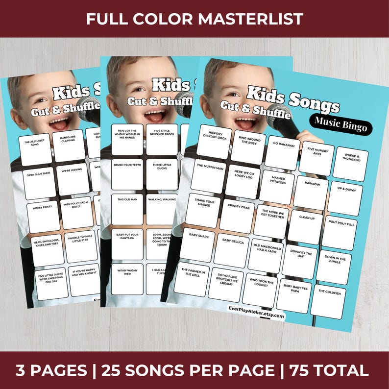 Puede incluir: Tres hojas de juego de bingo musical Kids Songs azules y blancas. Cada hoja presenta a un ni&ntilde;o sonriente sosteniendo un micr&oacute;fono. Las hojas tienen t&iacute;tulos de canciones en cuadros blancos. El texto "Kids Cut & Shuffle" est&aacute; en la parte superior. El texto inferior dice "3 PAGES | 25 SONGS PER PAGE | 75 TOTAL".