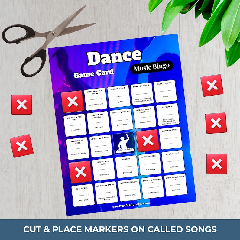Puede incluir: Una tarjeta de juego de Bingo de m&uacute;sica de baile con un fondo azul y morado, con t&iacute;tulos de canciones y marcadores X rojos. Incluye tijeras y el texto "CUT & PLACE MARKERS ON CALLED SONGS".