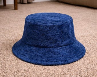 Vintage 2003 Coach Soho Suede Bucket Hat in Camel #2770  display picture 3