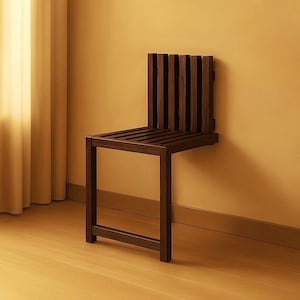 Könnte beinhalten: Ein dunkelbrauner Holzstuhl mit Lattenrost und Rückenlehne, an der Wand befestigt. Der Stuhl hat ein minimalistisches Design mit einem rechteckigen Rahmen und vertikalen Rückenleisten. Der Stuhl steht vor einer hellorangen Wand.