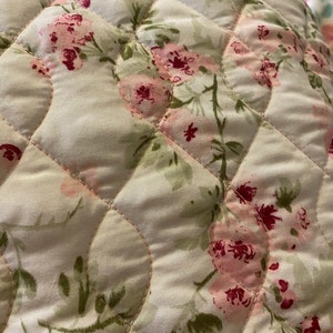 Beautiful cherry blossom TWIN quilt and sham