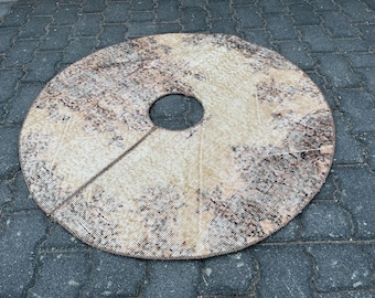 40" Floral Vintage Handmade New Year Tree Skirt