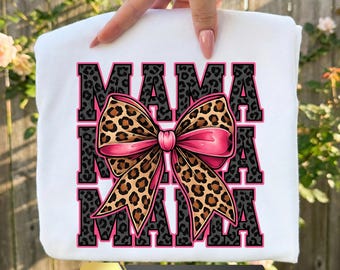 Transferencia DTF "Mamá" lista para imprimir, regalo para el Día de la Madre, transferencia de calor de "Mamá" con lazo rosa y leopardo, impresiones DTF para camisetas, transferencia para planchar