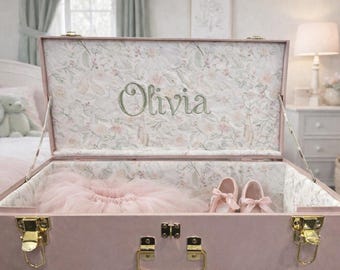 Baúl de recuerdos bordado personalizado de ballet y danza, caja de recuerdos con nombre personalizado, baúl de almacenamiento para niños, regalo de baby shower de reliquia de guardería, tutús