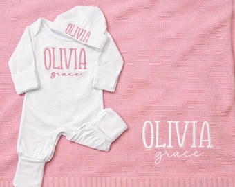 Personalized Newborn Romper Outfit Set, Knit Blanket and Hat, baby shower gift, 100% organic cotton, coming home outfit, embroidered name