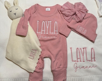 Personalized Newborn Outfit Set, 100% organic cotton, Knit Blanket, hat, bunny, bow, baby shower, hospital photo, baby gift, embroidered cap