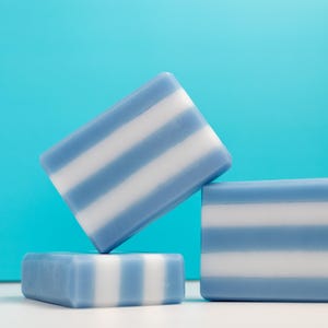 Ocean Breeze Layered Soap Bar – Blue & White Stripes | Sea Minerals Fragrance | 5 oz