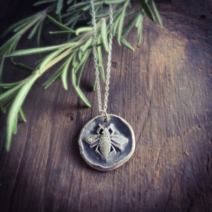 Honey Bee Wax Seal Necklace, Victorian Intaglio Custom Bridesmaid Gift, Engraved Personalized Jewelry, Christmas Gift for Her