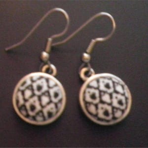 Round Bezel Settings: Silver Shiny Finish for 12mm Cabochons - Wholesale image 3
