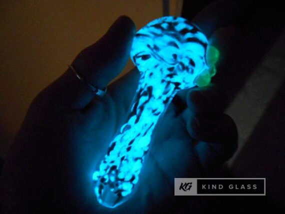Glass Pipes Smoking Pipe Glow In The Dark - Glow In The Dark Glass Hand Pipes Glass Pipes Smoking Pipe Glow In The Dark - Glow In The Dark Glass Hand Pipes