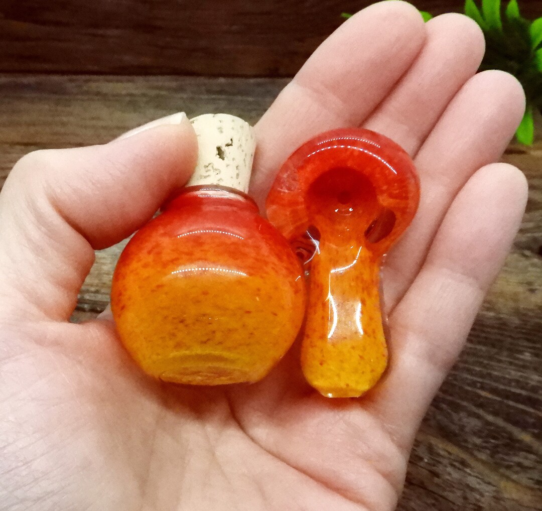 Micro Glass Pipe and Stashjar Set, Tiny Pipe for Smoking, Cork Jar