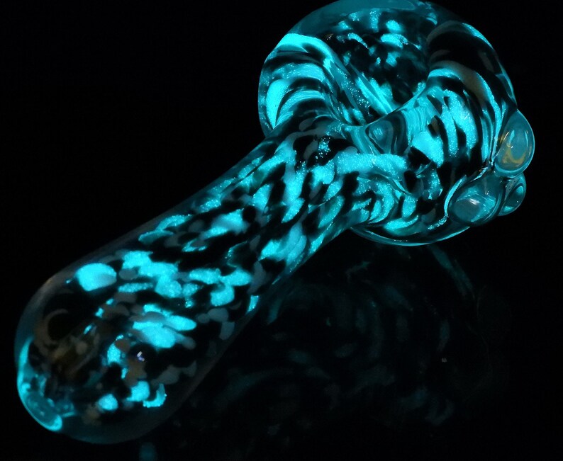 Glow in the Dark Pipe Glass Pipe Glass Pipes Black Light Etsy