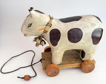 Vintage Folk Art Cow Pull Toy Wood Wheeled Farmhouse Primitive Nursery Decor