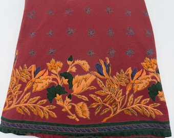 Vintage Williams Sonoma 70 in. Round Tablecloth Brick Red Provence Floral Bee Block Printed