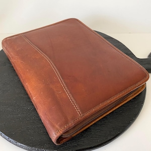 Vintage Leather Planner Organizer Day-Timer Zip Folio Distressed Cowhide 7 Ring Binder