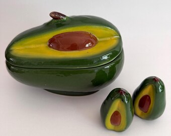 Vintage Ceramic Avocado Lidded Serving Dish Salt Pepper Shakers Retro Kitchen Set