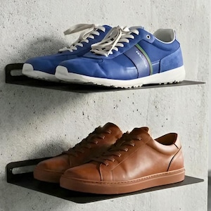 Scarpiera galleggiante in metallo, mensola minimalista da parete per ingresso, organizer industriale per scarpe da ginnastica.