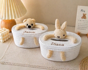 Funda personalizada para caja de pañuelos, soporte para pañuelos con forma de osito de peluche, cesta con nombre bordado personalizado, decoración para guardería, regalo para habitación infantil