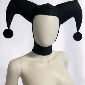 Chapeau de clown de haute qualité pour cosplay de bouffon, noir/rouge/blanc, chapeau d'arlequin, chapeau rouge et noir, déguisement de clown pour Halloween.