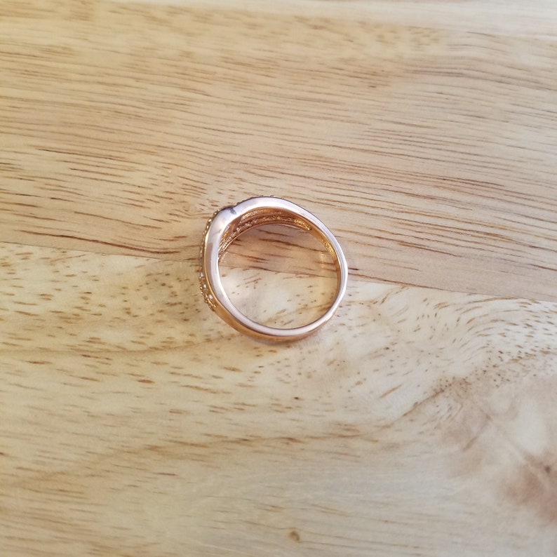 cocktail ring Vintage Faux Diamond Ring size 7.25 rose gold tone ring